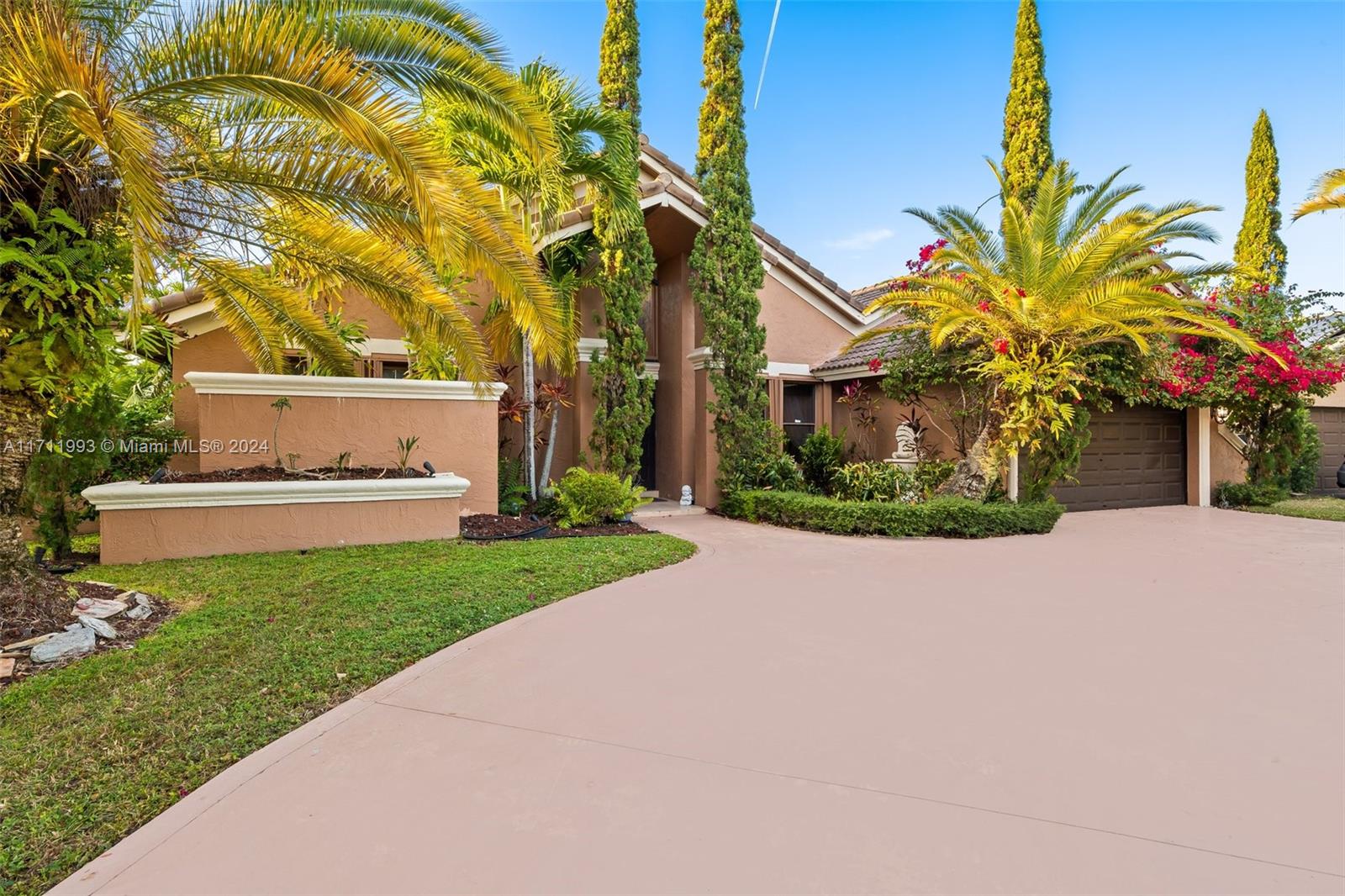 8953 NW 53rd Mnr, Coral Springs, Florida image 2