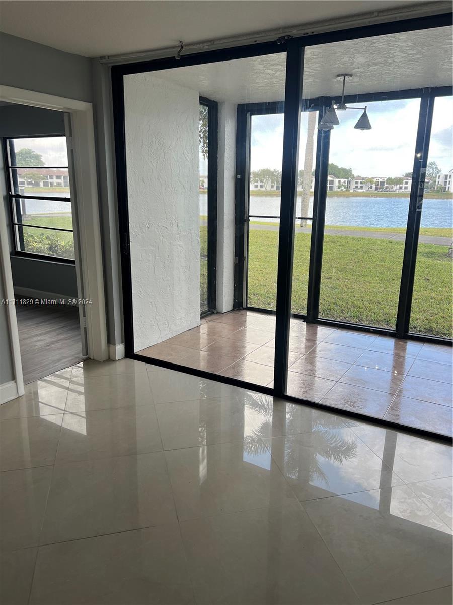 202 Lake Pointe Dr #107, Oakland Park, Florida image 30