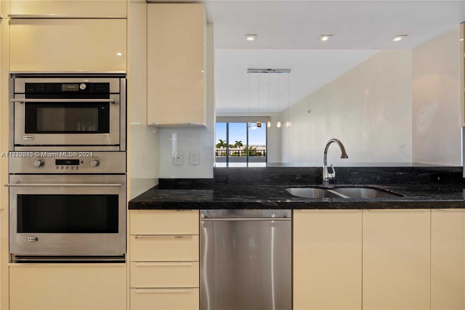 251 Crandon Blvd #502, Key Biscayne FL 33149