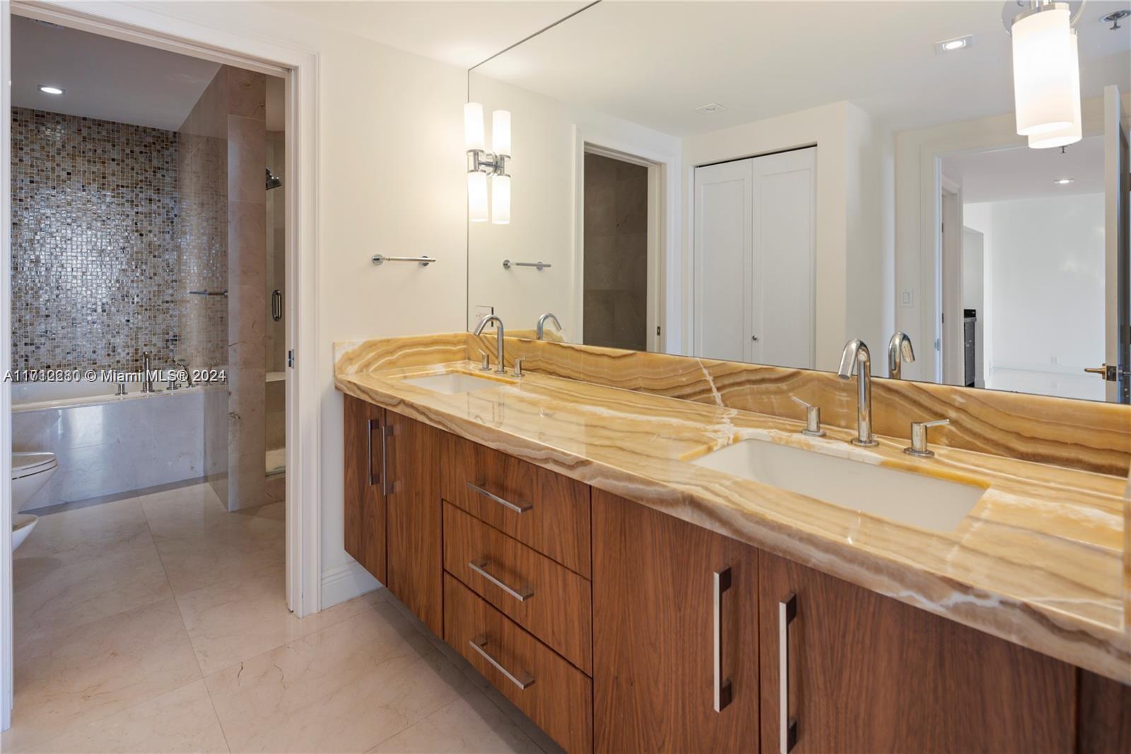 251 Crandon Blvd #502, Key Biscayne FL 33149