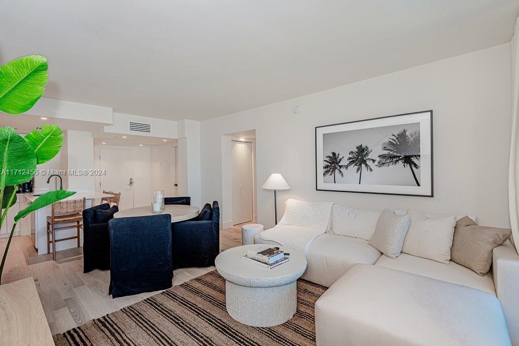 2301 Collins Ave #826, Miami Beach, Florida image 5