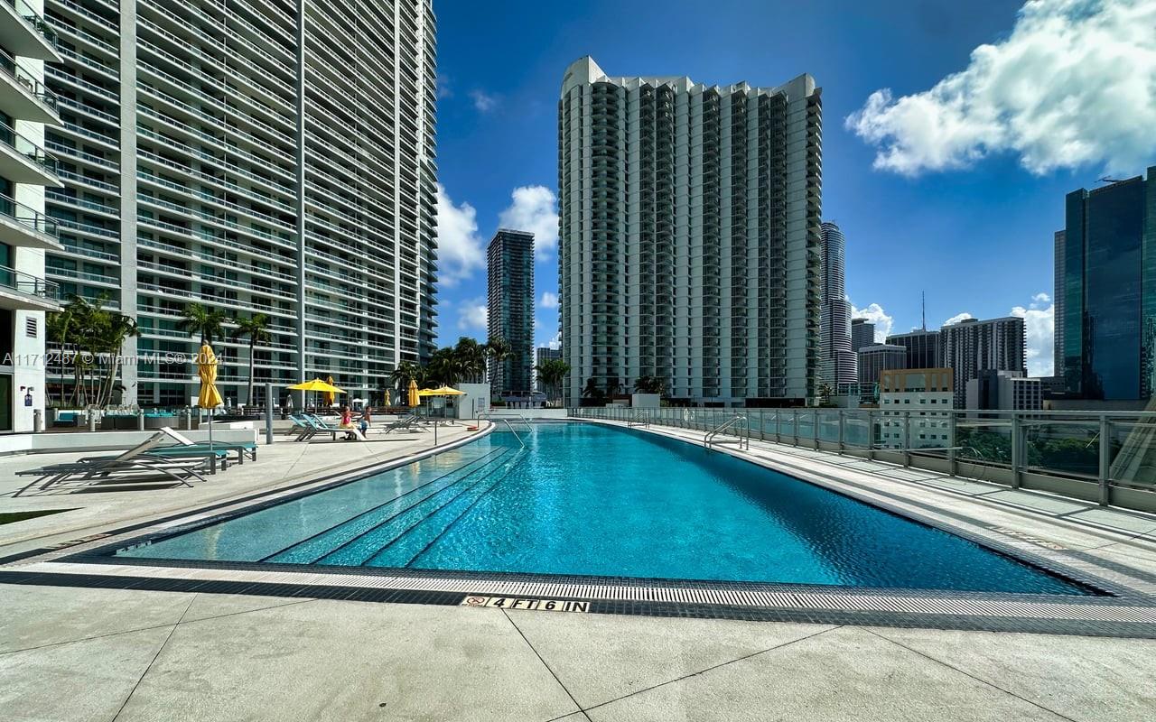 92 SW 3rd St #4411, Miami, Florida image 13