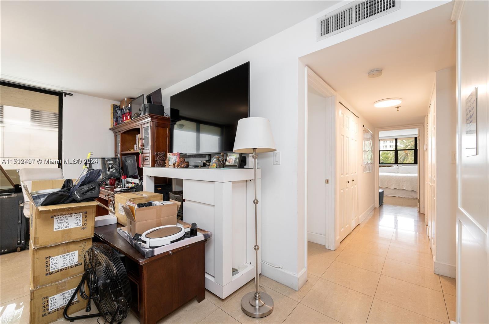 1621 Collins Ave #302, Miami Beach, Florida image 12