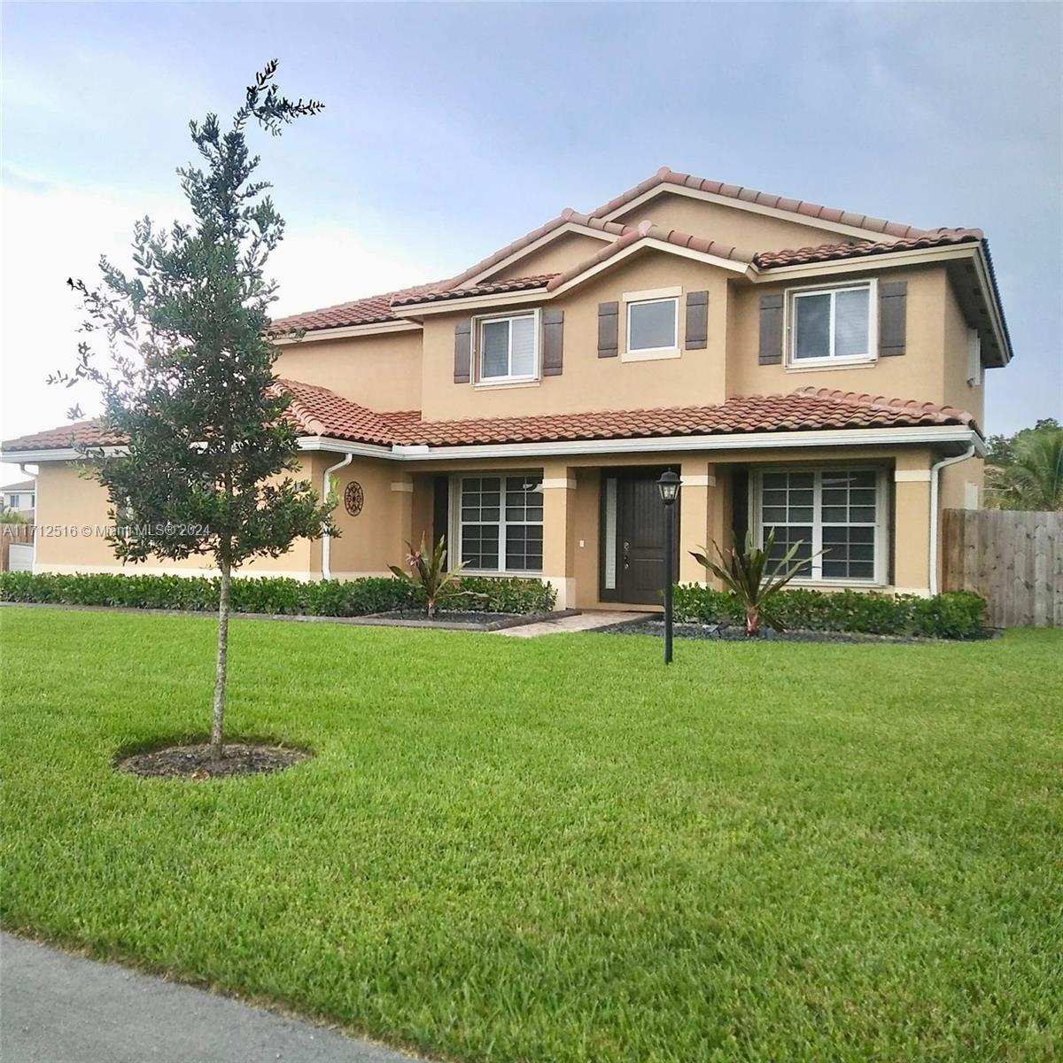 2190 NW 16th Pl, Homestead, Florida image 1