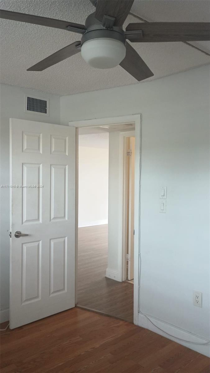 8350 Sunrise Lakes Blvd #202, Sunrise, Florida image 22