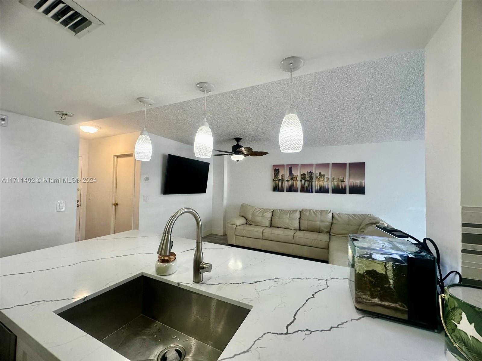 2049 S Ocean Dr #1106, Hallandale Beach, Florida image 18