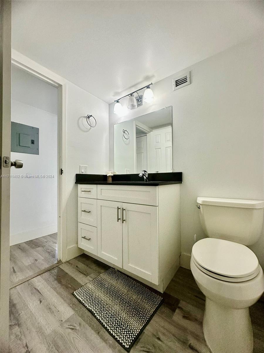 2049 S Ocean Dr #1106, Hallandale Beach, Florida image 20