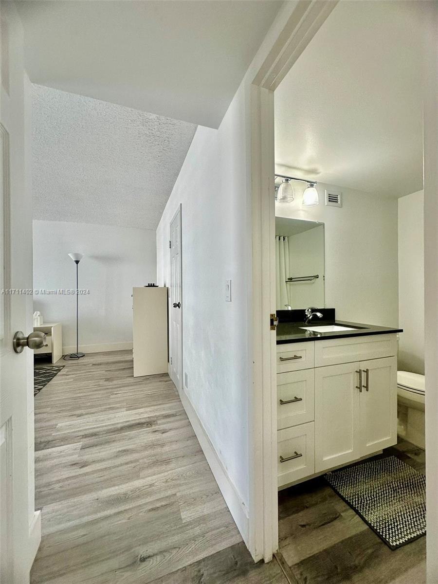 2049 S Ocean Dr #1106, Hallandale Beach, Florida image 21