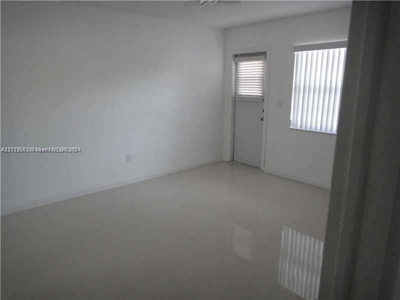 525 Meridian Ave #305, Miami Beach, Florida image 11