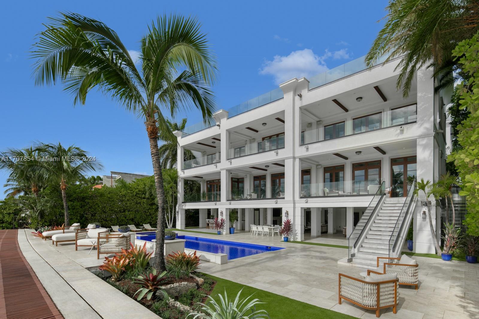 288 Coconut Ln Miami Beach, FL 33139