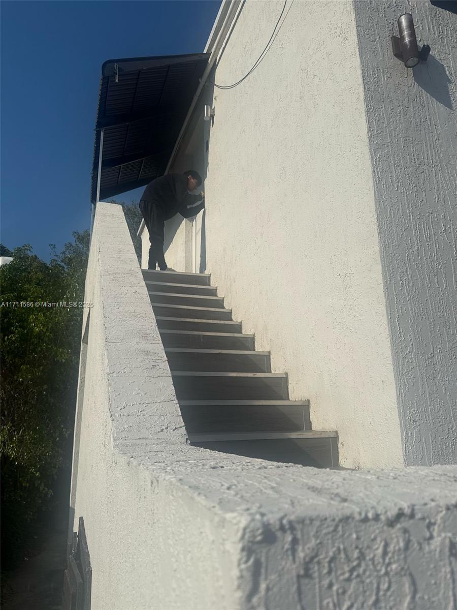 241 NW 34th Ter, Miami, Florida image 19