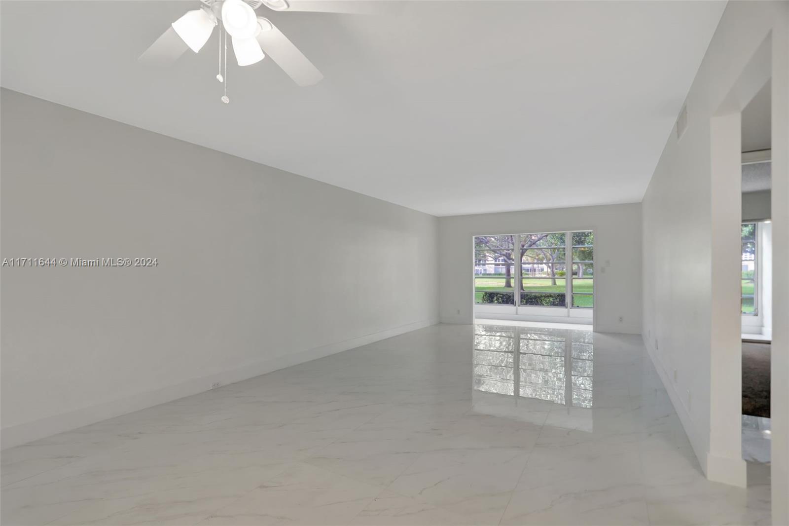 2202 Lucaya Bnd #M1, Coconut Creek, Florida image 28