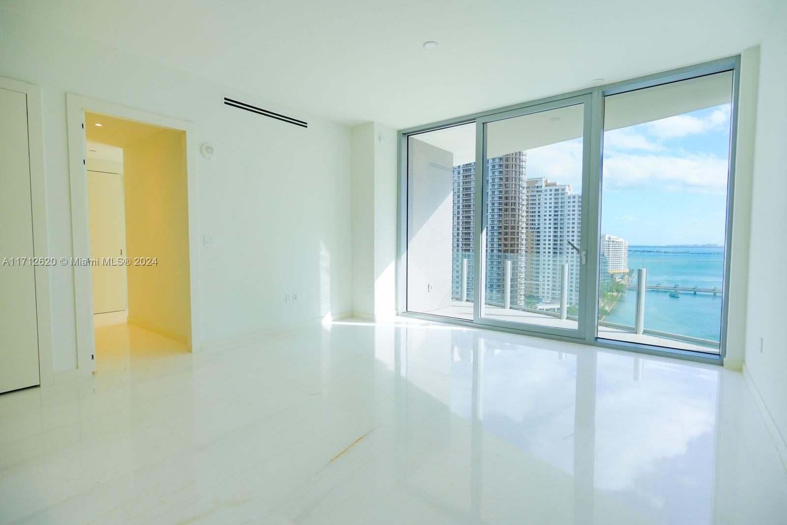 300 Biscayne Boulevard Way #1806, Miami, Florida image 32