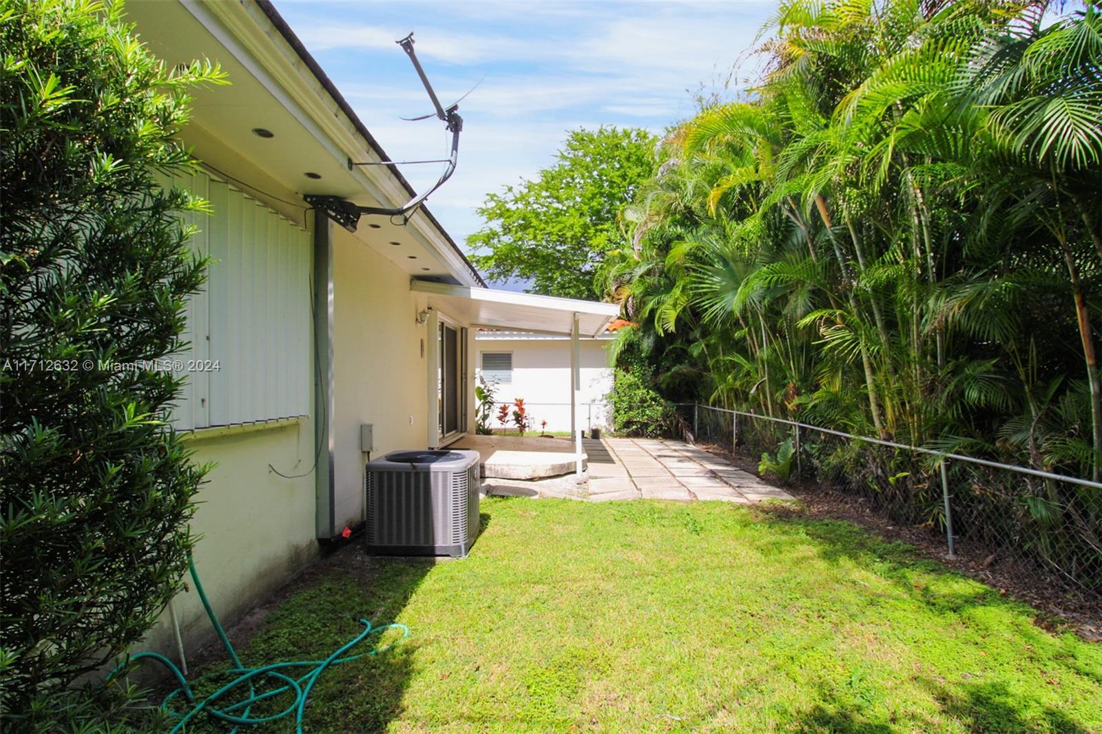 Listing Photo 17