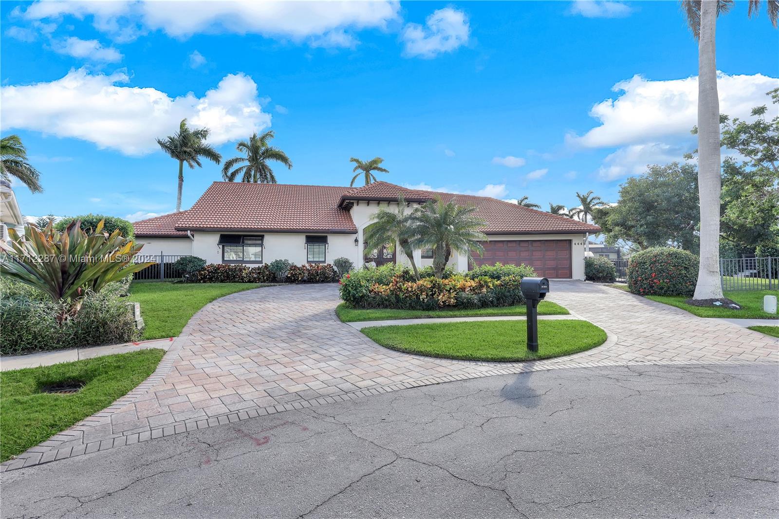 444 Balsam Ct, Marco Island, Florida image 5