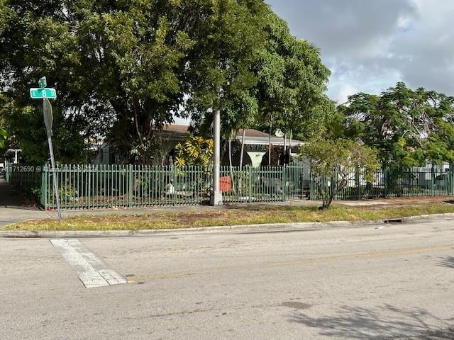 501 E 8th St, Hialeah, Florida image 2