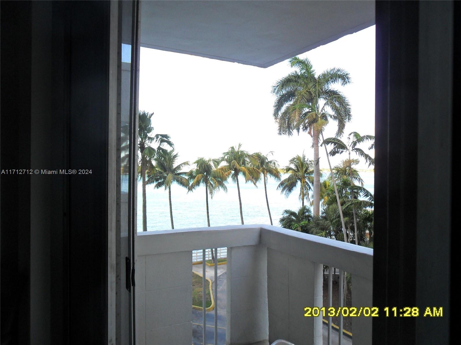 Residential, Miami Beach, Florida image 2