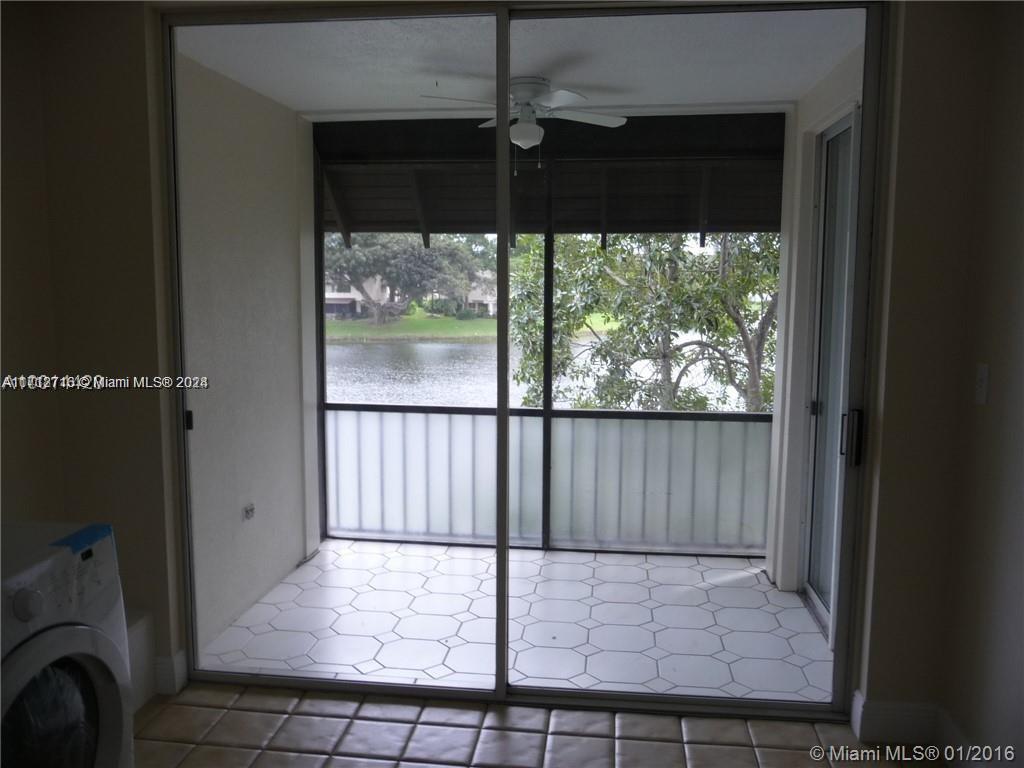 3720 Inverrary Dr #3L, Lauderhill, Florida image 15