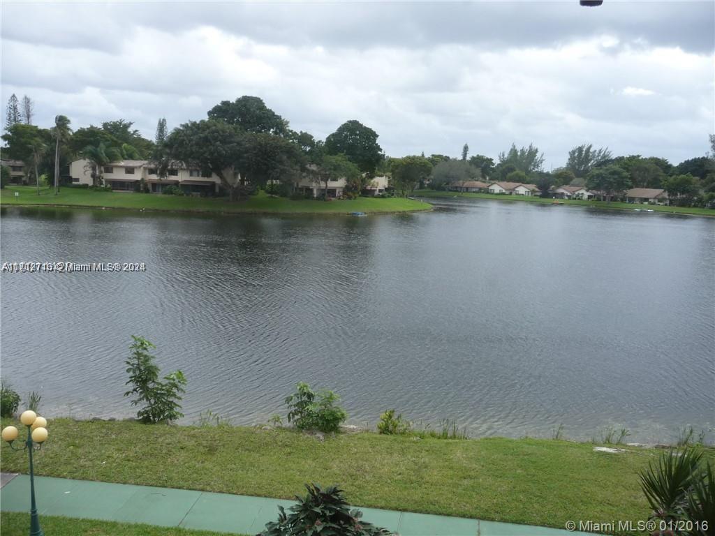 3720 Inverrary Dr #3L, Lauderhill, Florida image 16