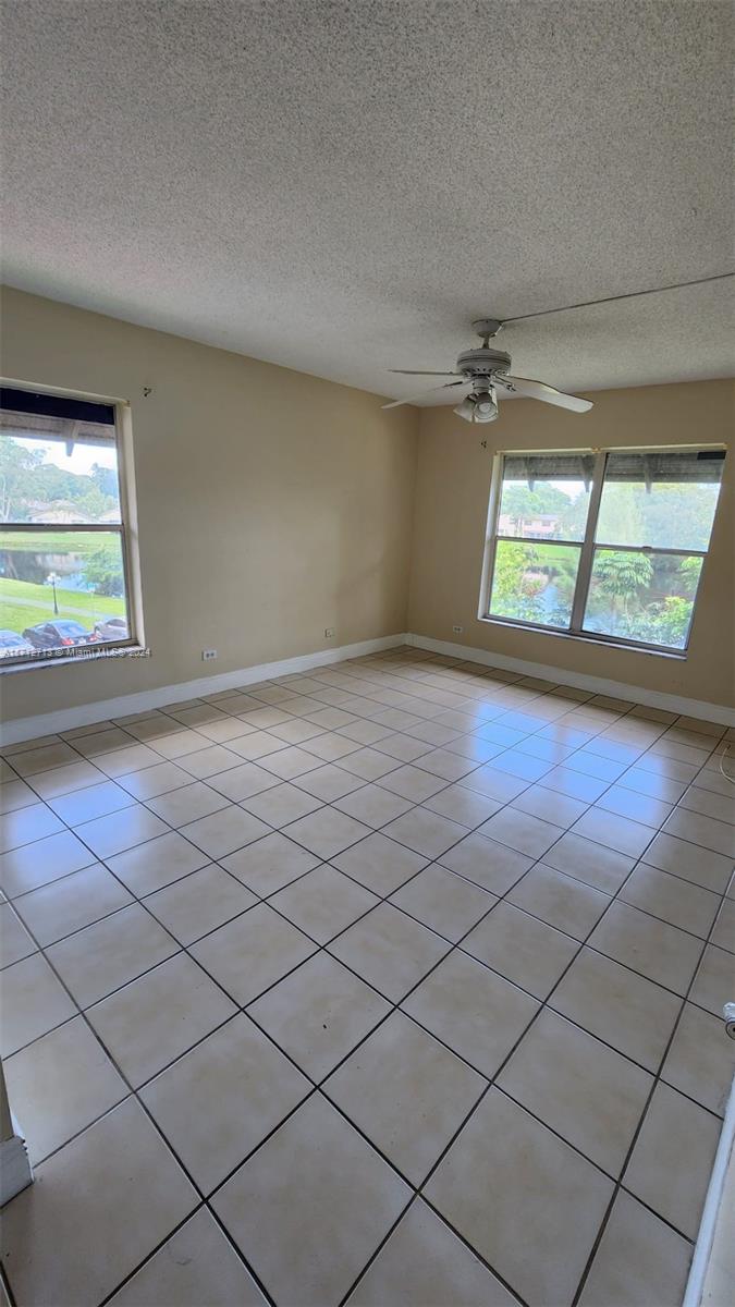 3720 Inverrary Dr #3L, Lauderhill, Florida image 5