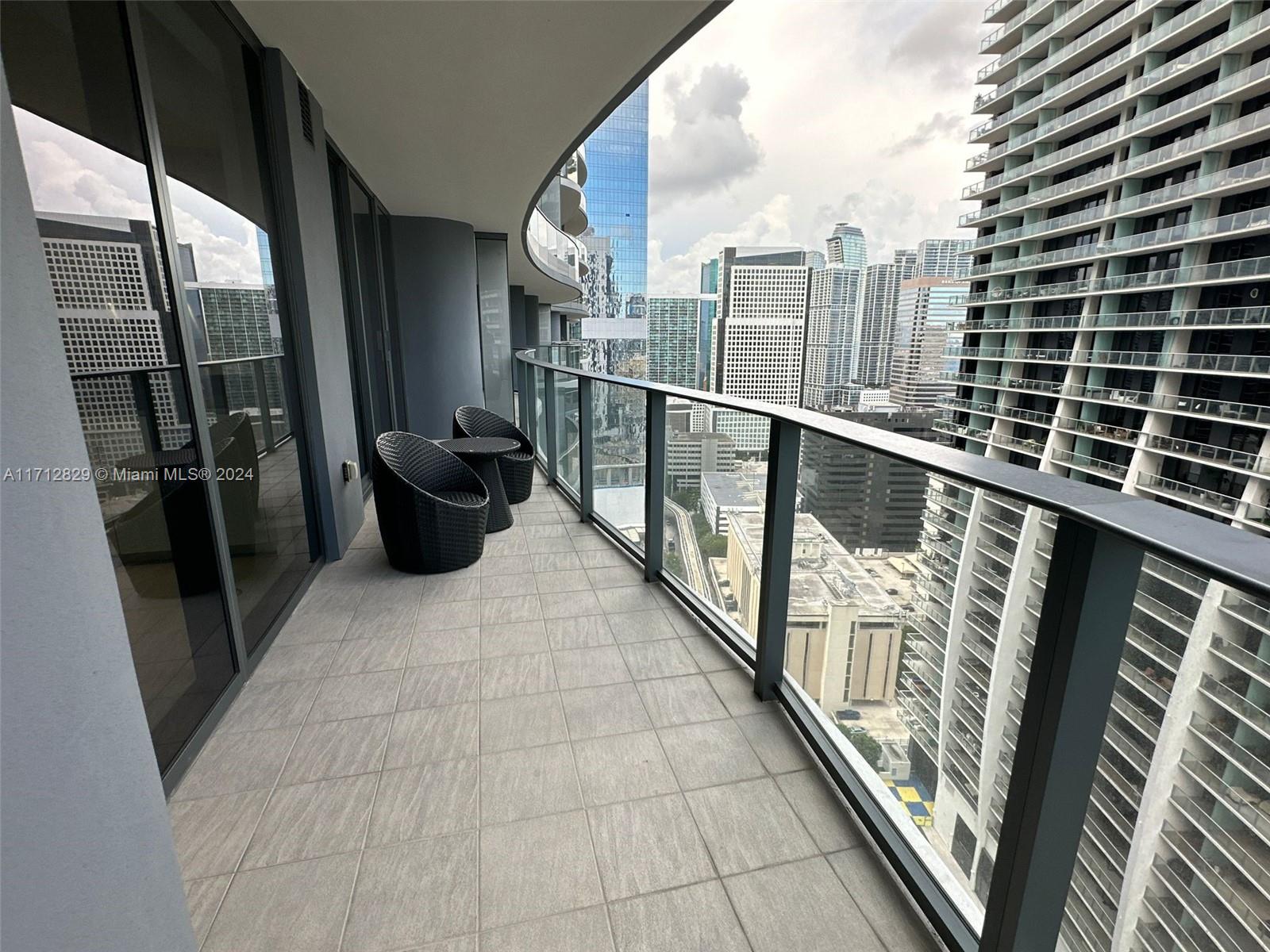 1000 Brickell Plz #3101, Miami FL 33131