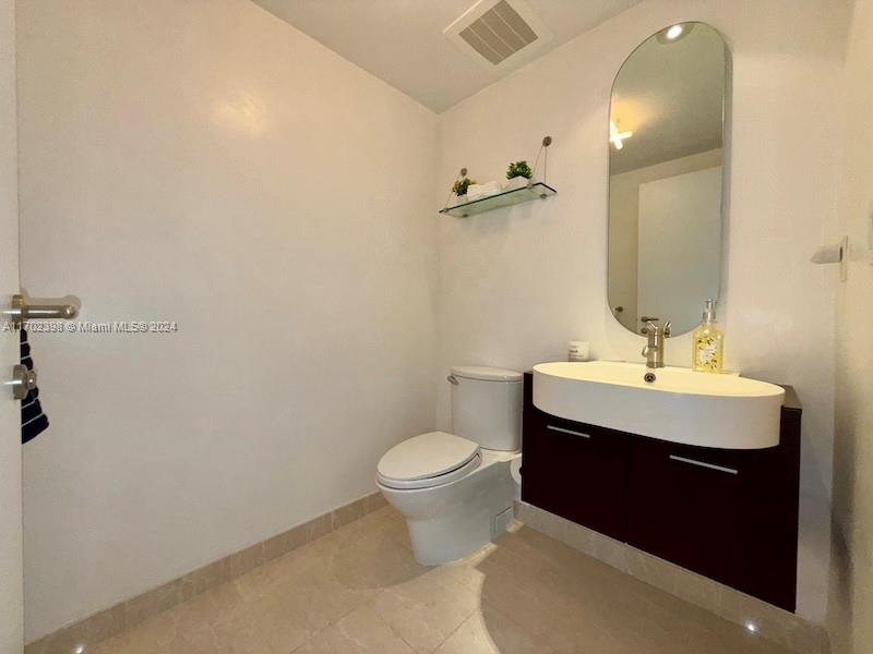 2627 S Bayshore Dr #804, Miami, Florida image 14