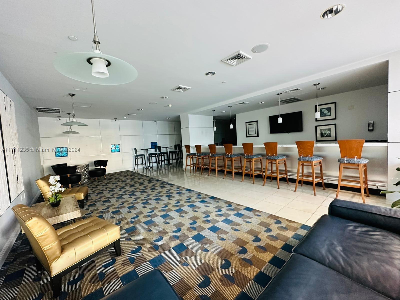 1250 S Miami Ave #1813, Miami FL 33130