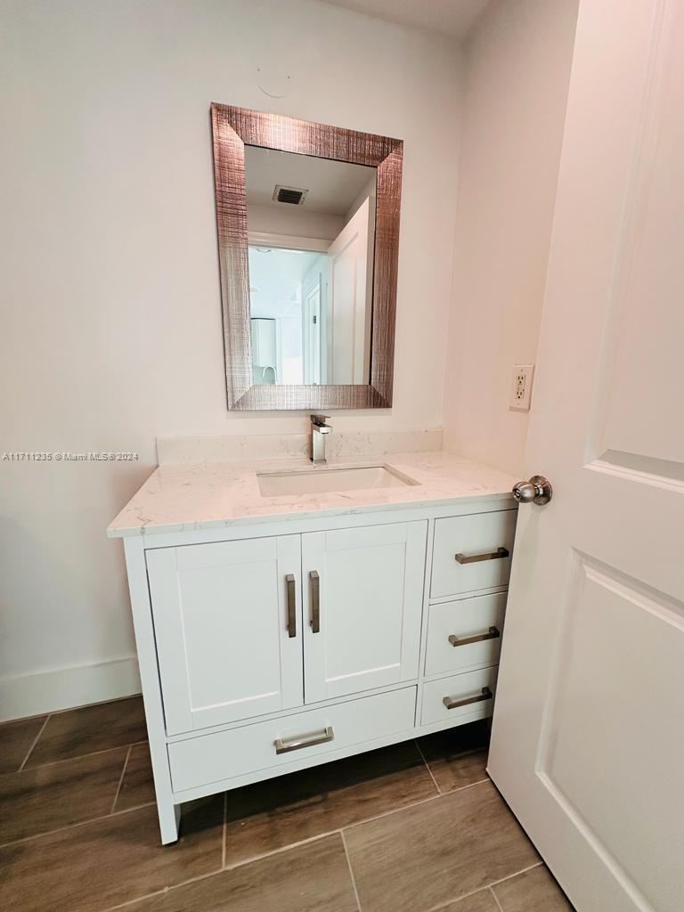 1250 S Miami Ave #1813, Miami FL 33130