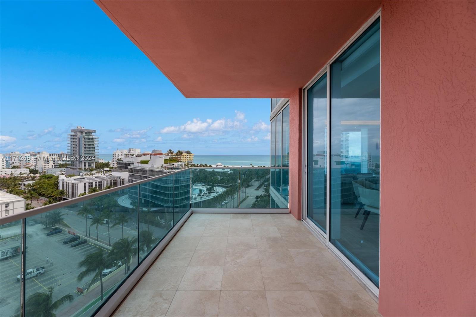 300 S Pointe Dr #1105, Miami Beach FL 33139
