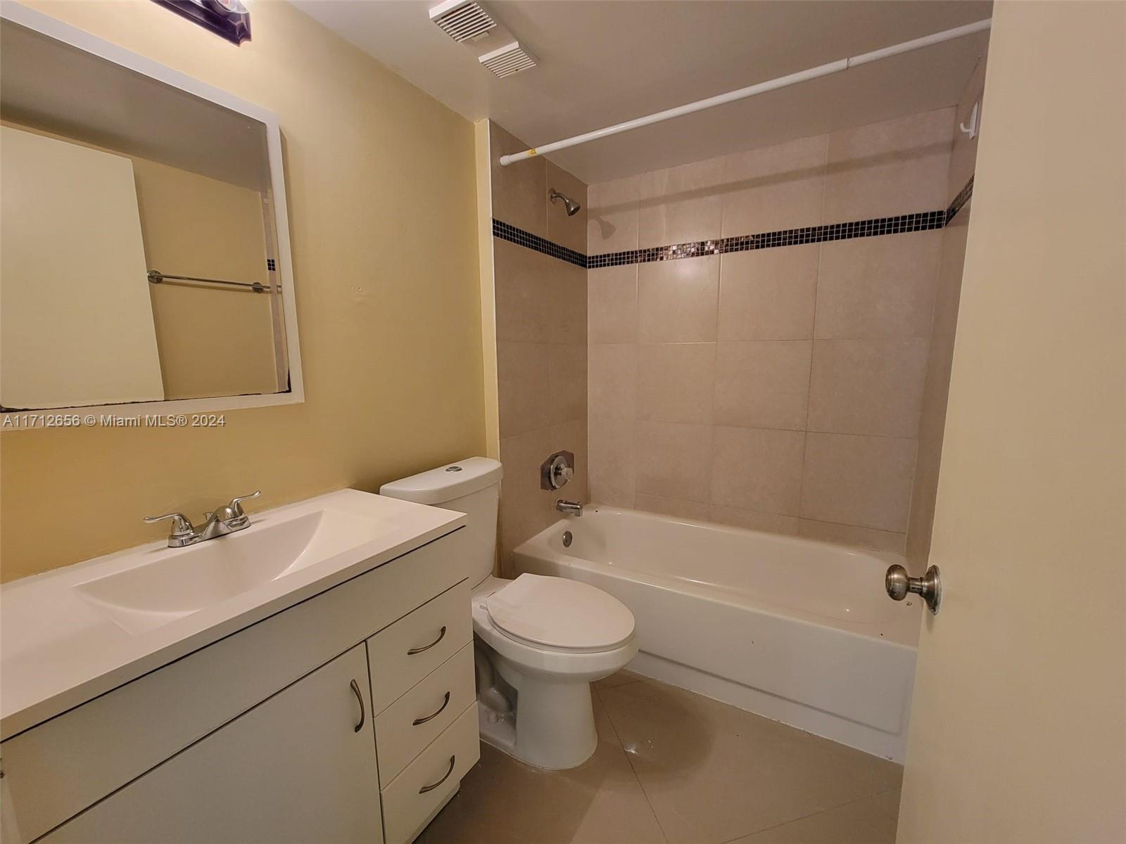 5861 Riverside Dr #106A2, Coral Springs, Florida image 12