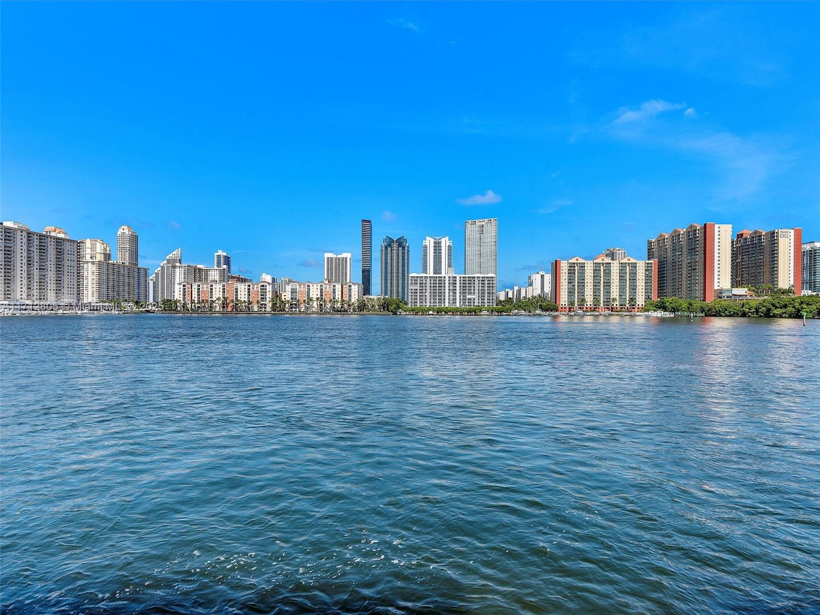 4014 NE 167 St, North Miami Beach, Florida image 27