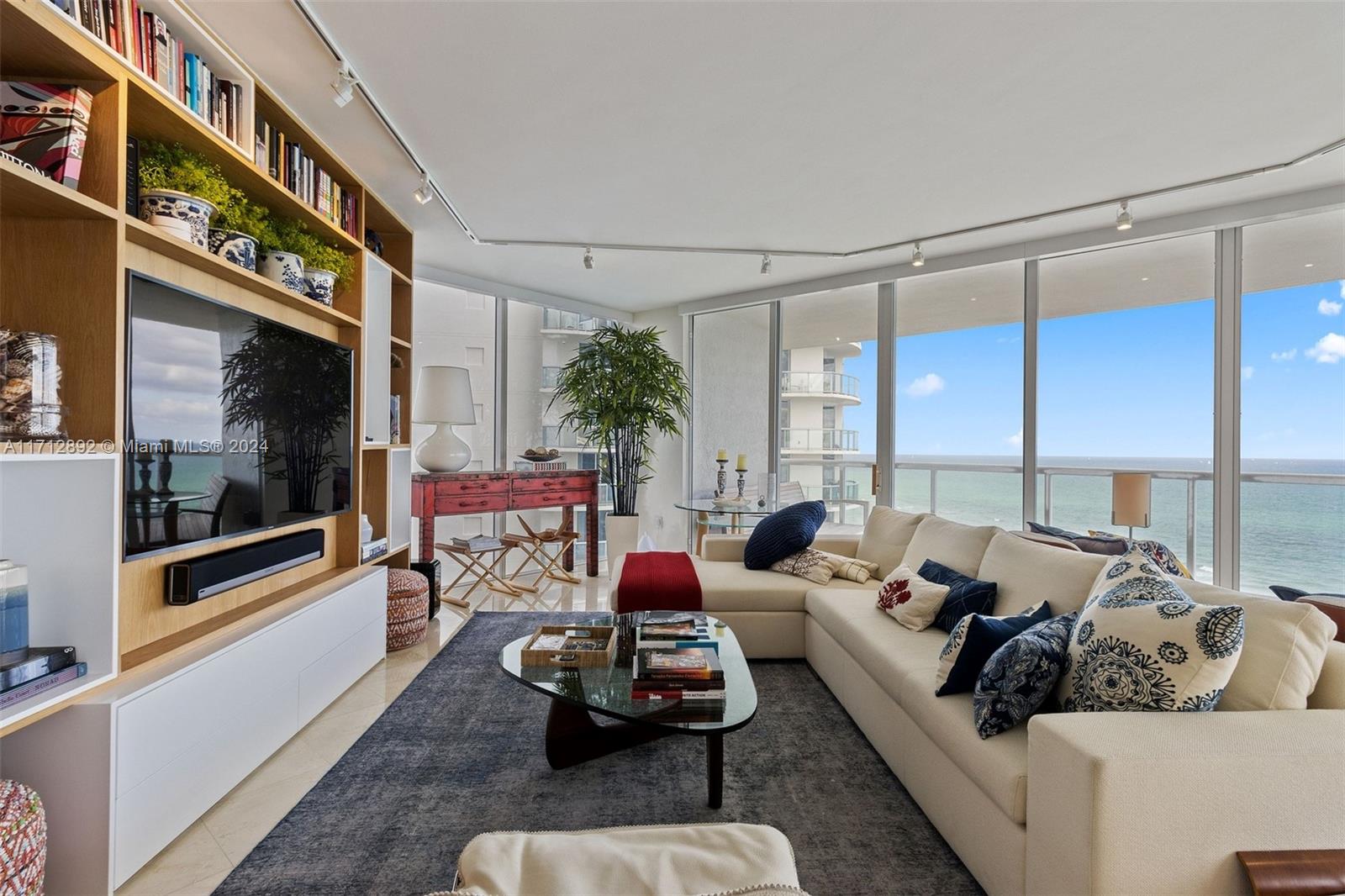 18671 Collins Ave #1602, Sunny Isles Beach, Florida image 4