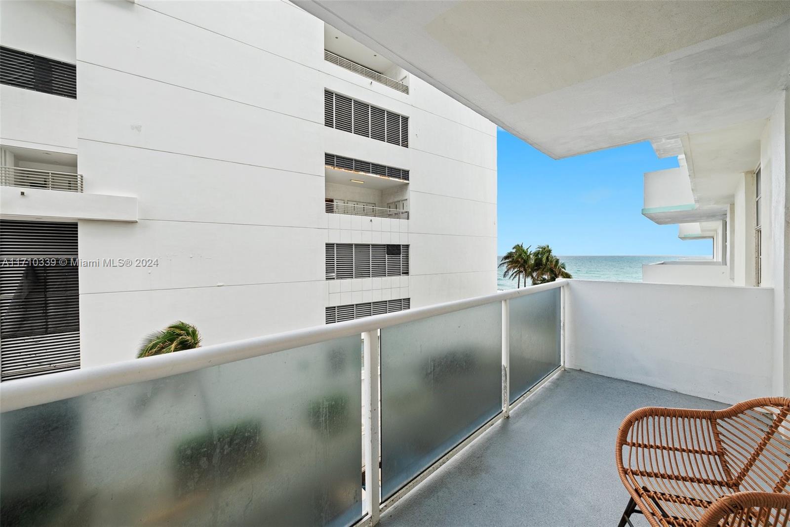 3725 S Ocean Dr #405, Hollywood, Florida image 11