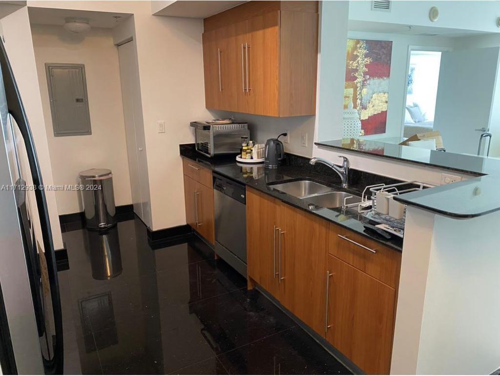335 S Biscayne Blvd #607, Miami FL 33131