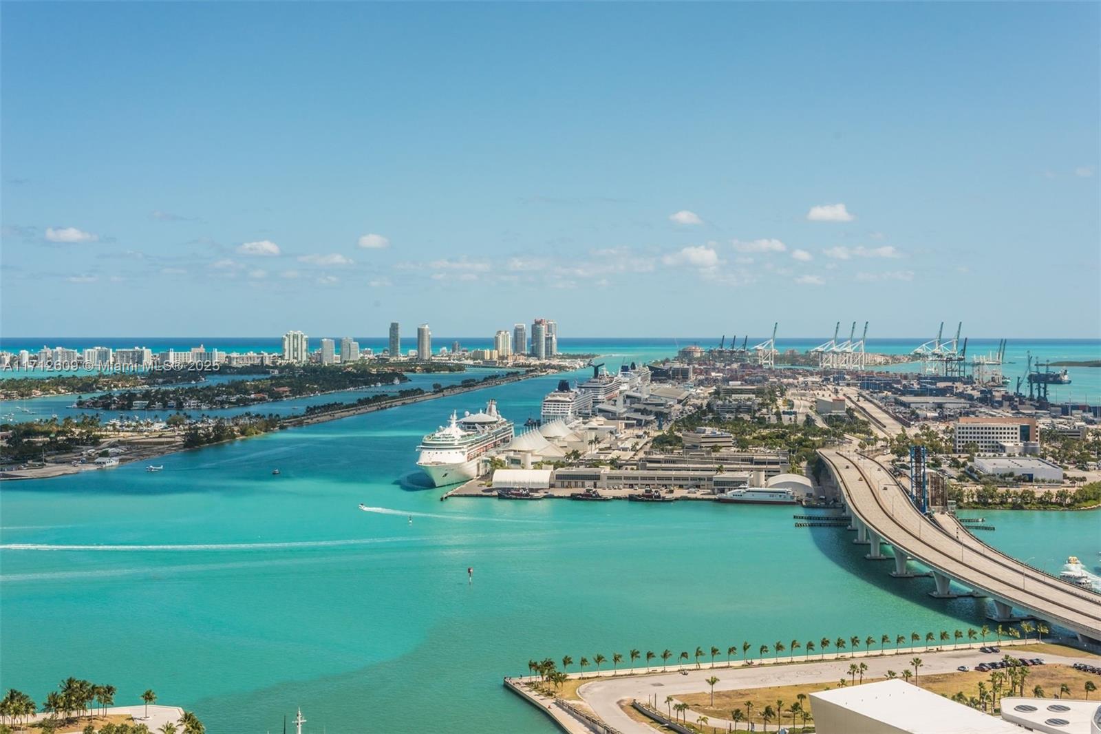 900 Biscayne Blvd #3702, Miami FL 33132