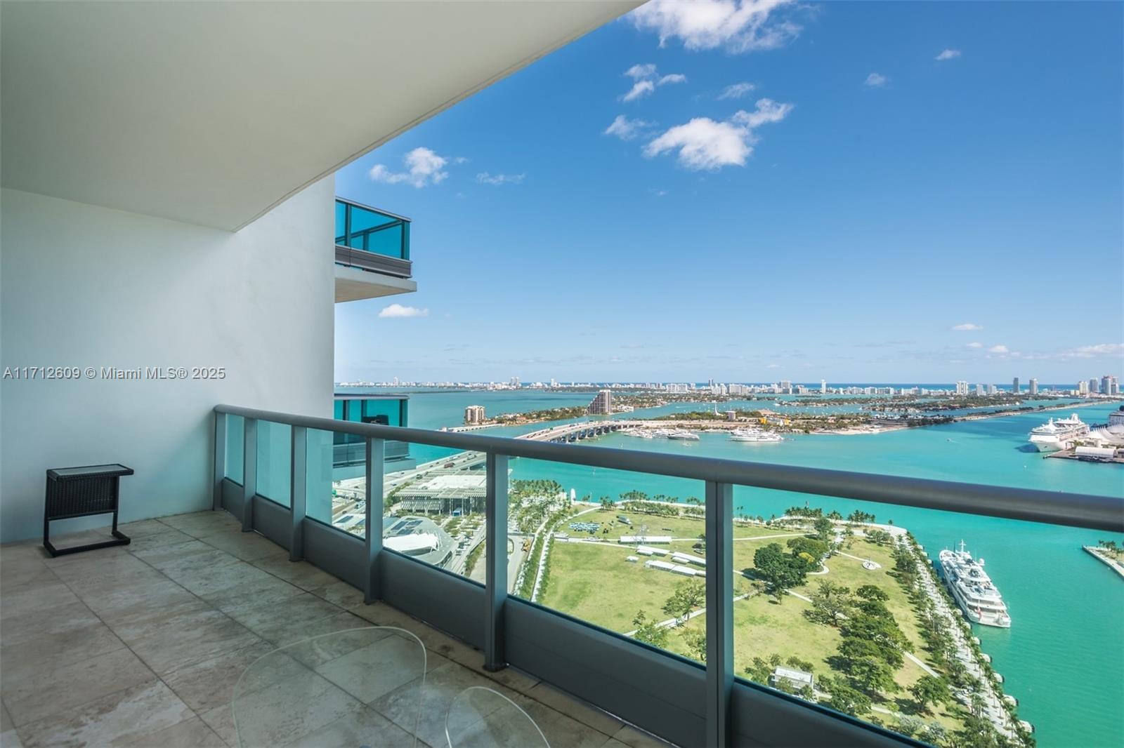 900 Biscayne Blvd #3702, Miami FL 33132