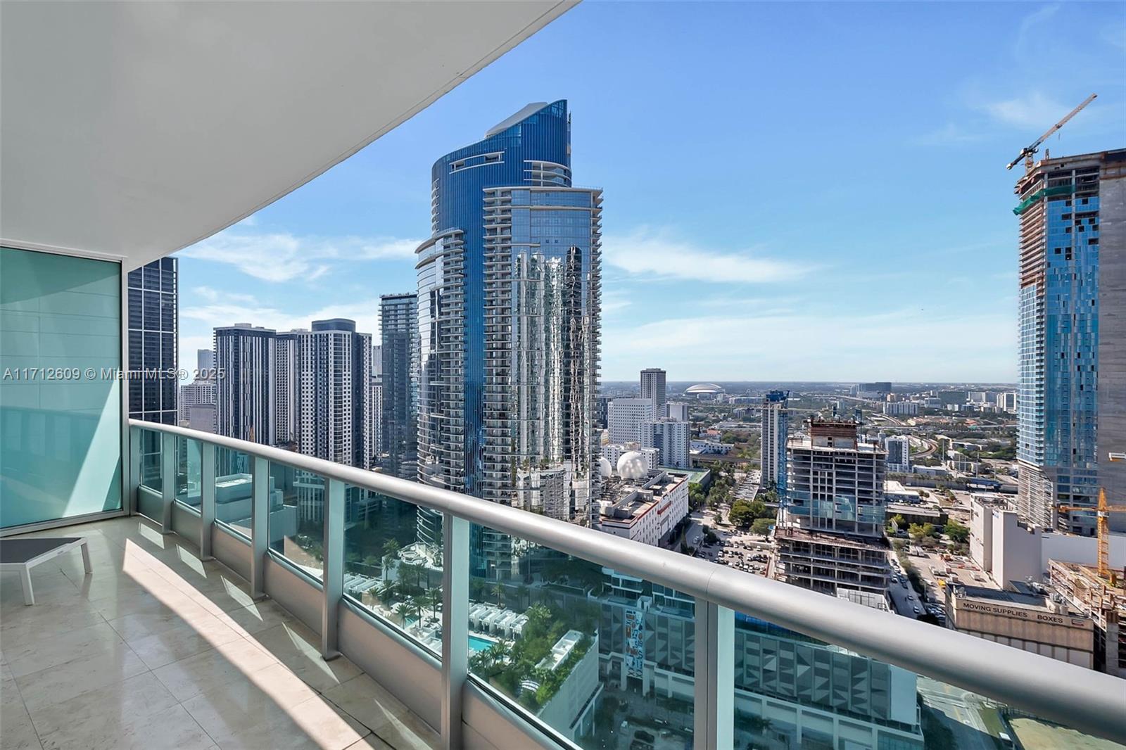 900 Biscayne Blvd #3702, Miami FL 33132