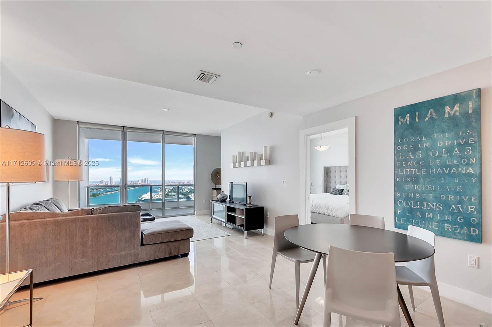 900 Biscayne Blvd #3702, Miami FL 33132