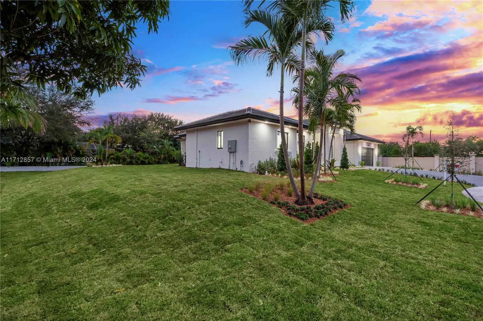 6236 SW 55th Court, Davie, Florida image 8