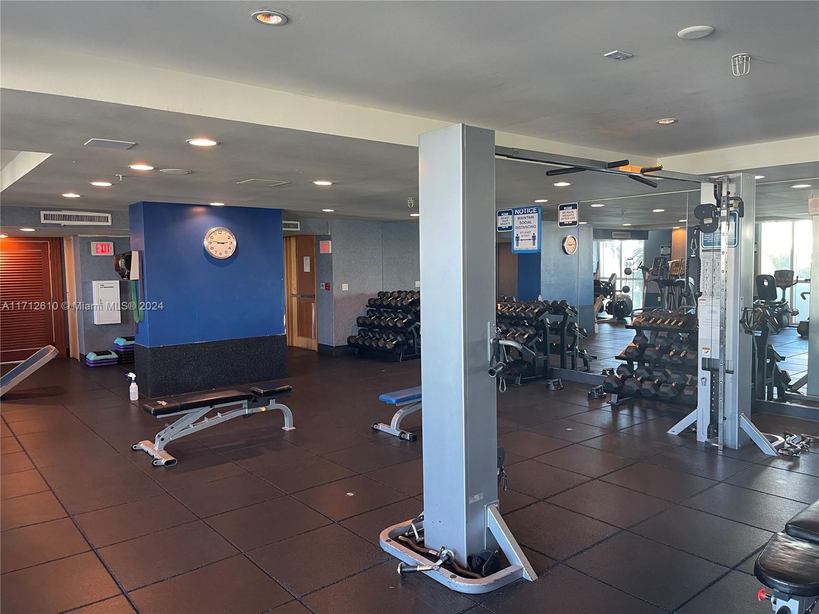 7900 Harbor Island Dr #720, North Bay Village FL 33141