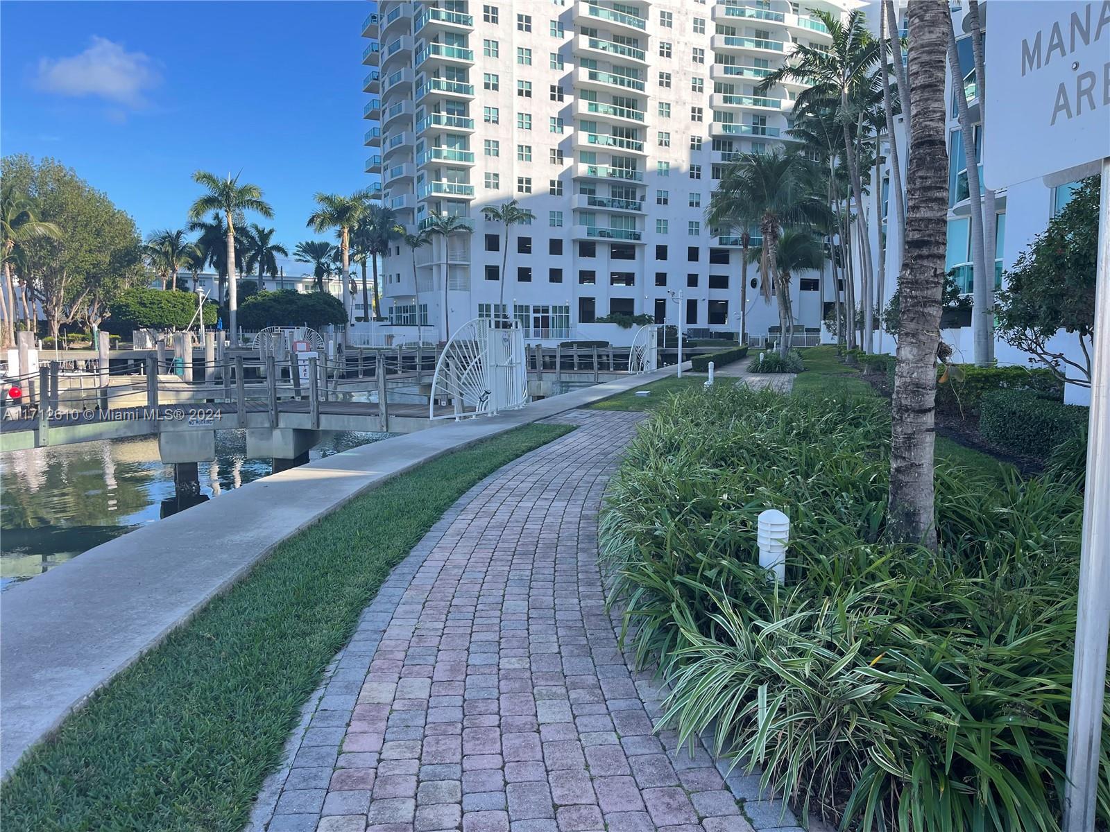 7900 Harbor Island Dr #720, North Bay Village FL 33141