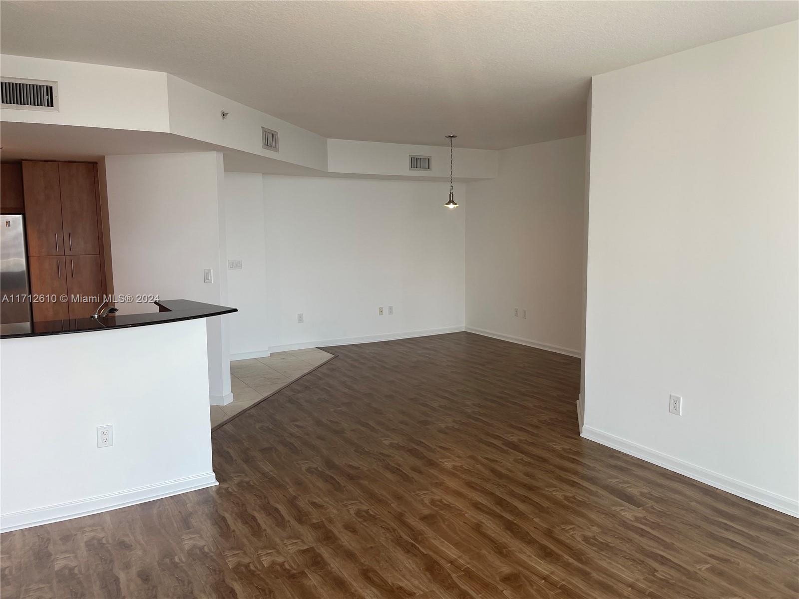 7900 Harbor Island Dr #720, North Bay Village FL 33141