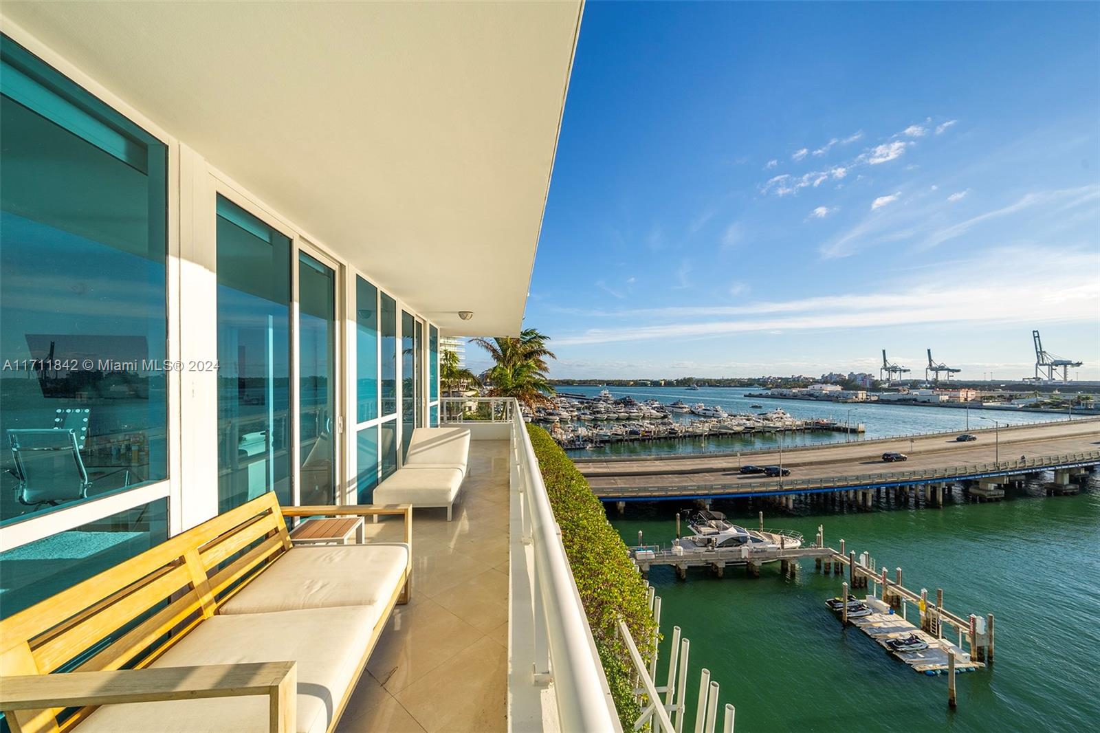 520 West Ave #701, Miami Beach, Florida image 40