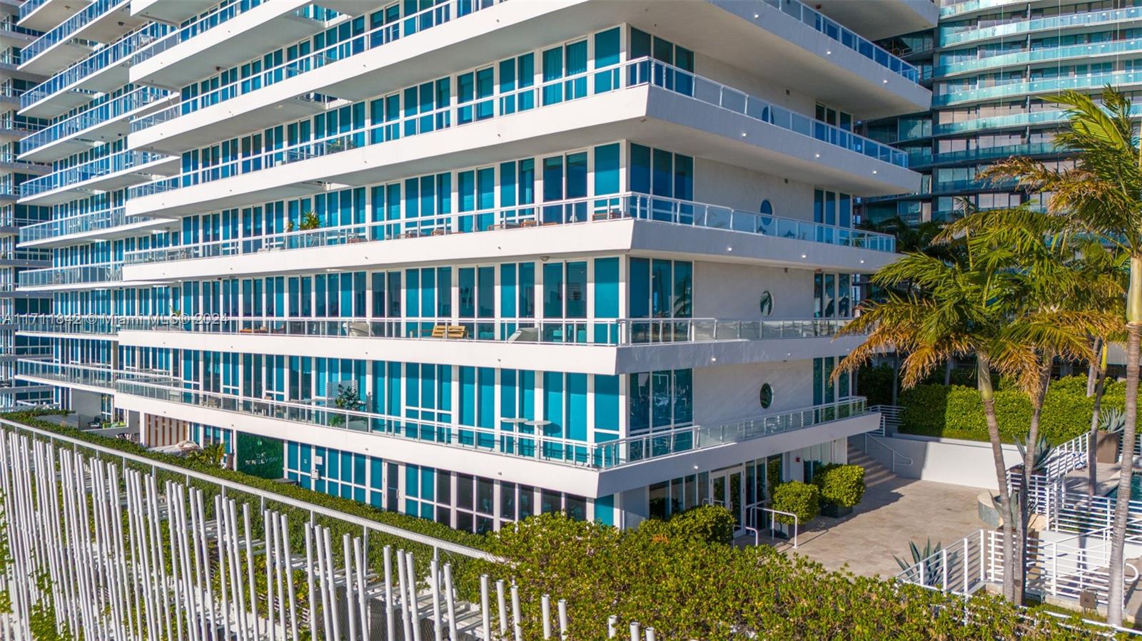 520 West Ave #701, Miami Beach, Florida image 48