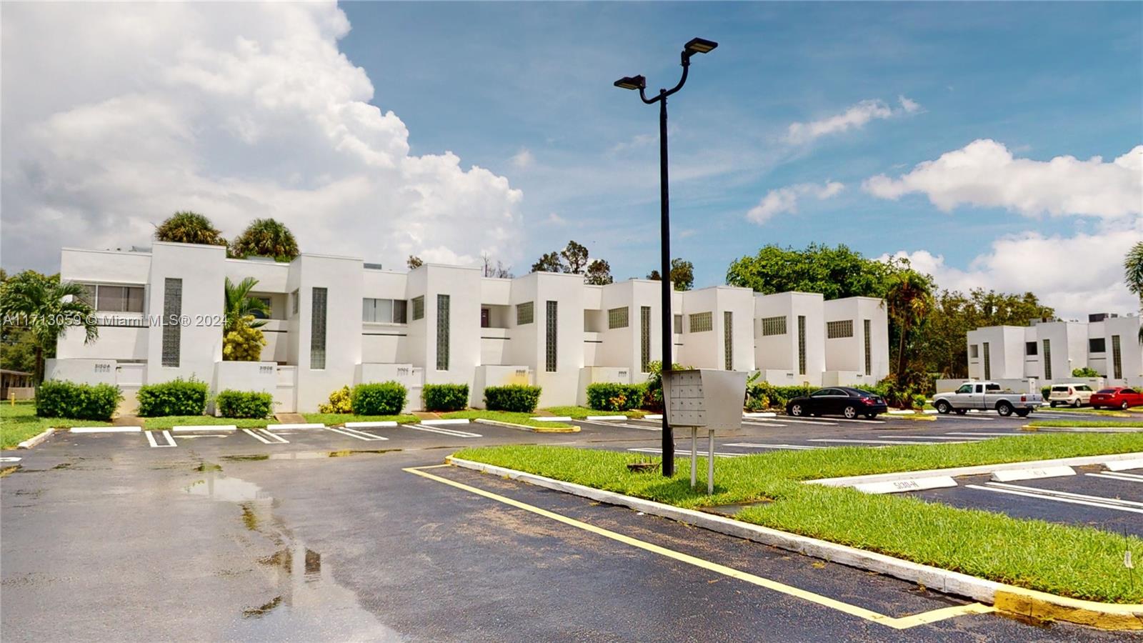 5130 Elmhurst Rd #H, West Palm Beach, Florida image 2