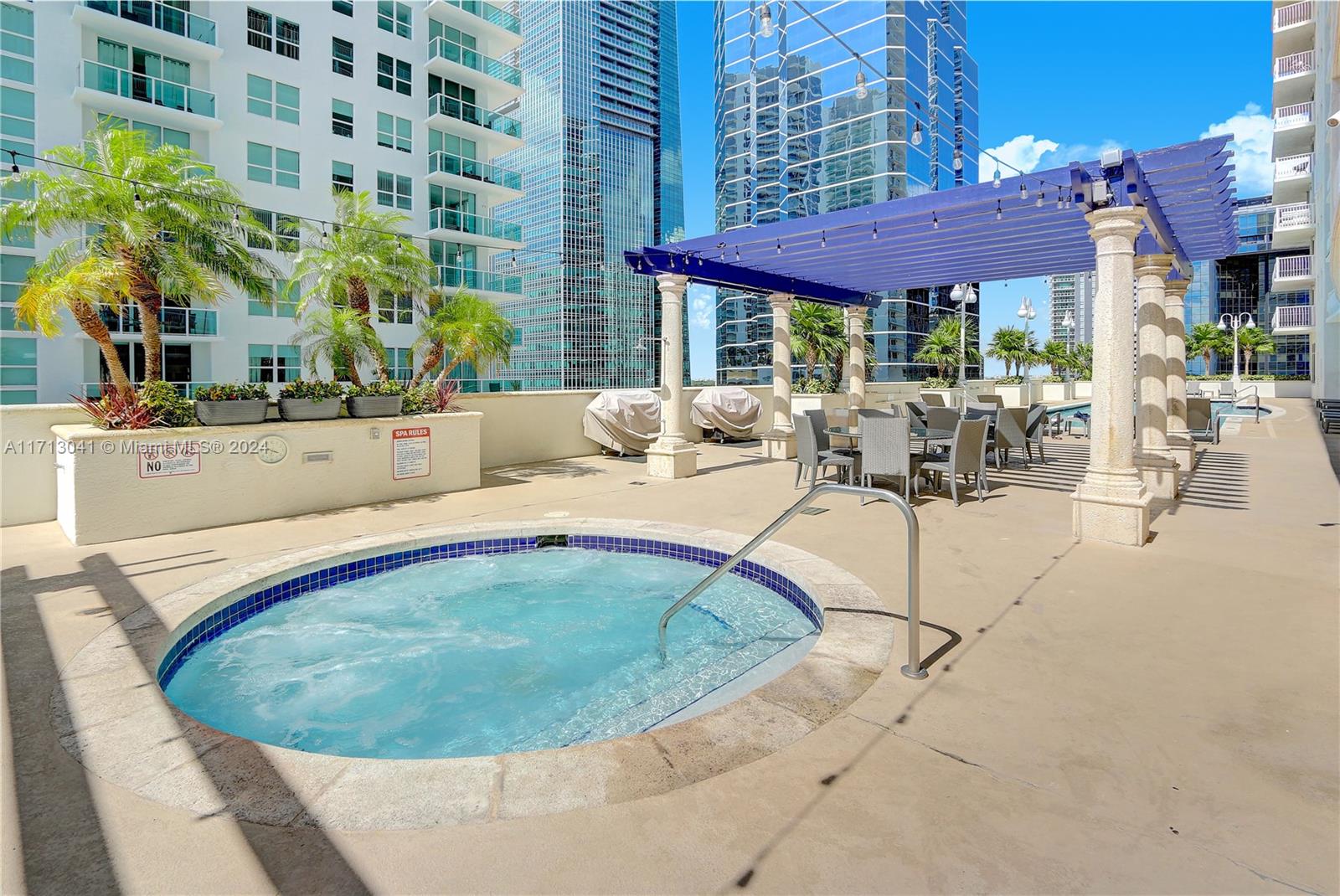 1200 Brickell Bay Dr #2421, Miami, Florida image 15