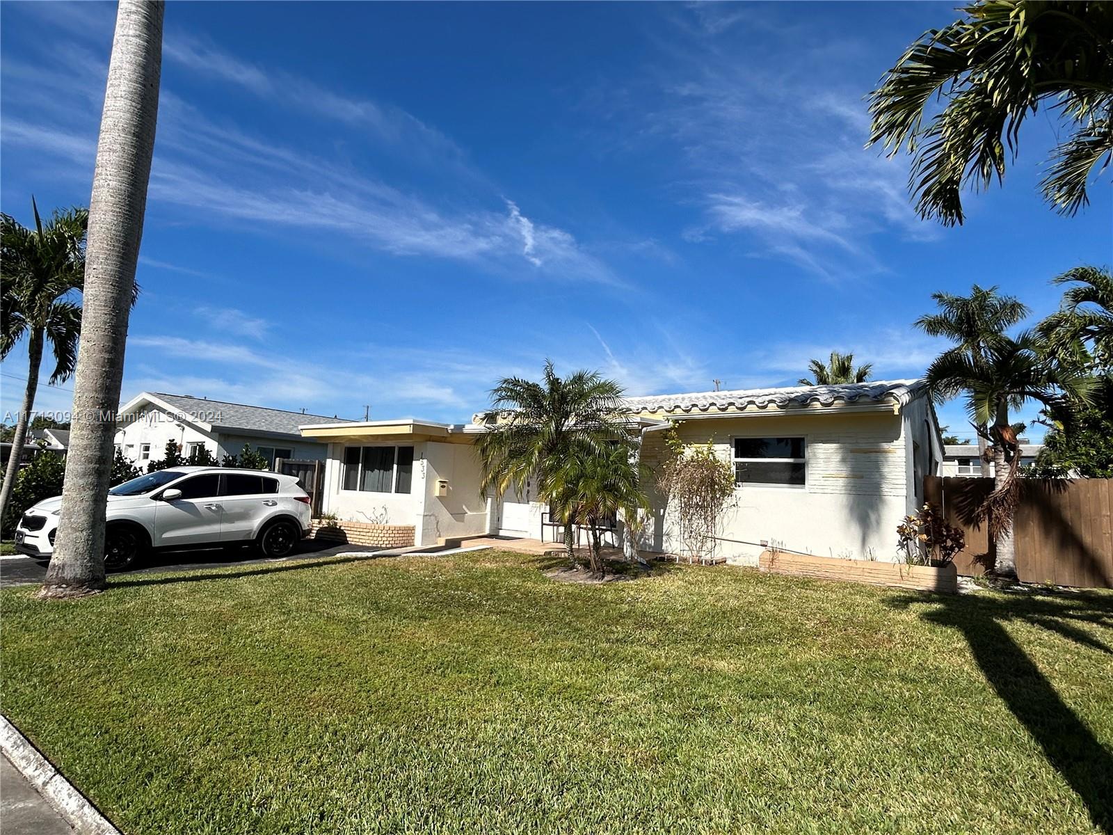 1533 Cleveland St, Hollywood, Florida image 4