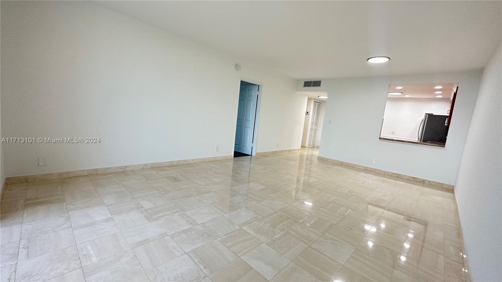 500 Three Islands Blvd #816, Hallandale Beach, Florida image 14