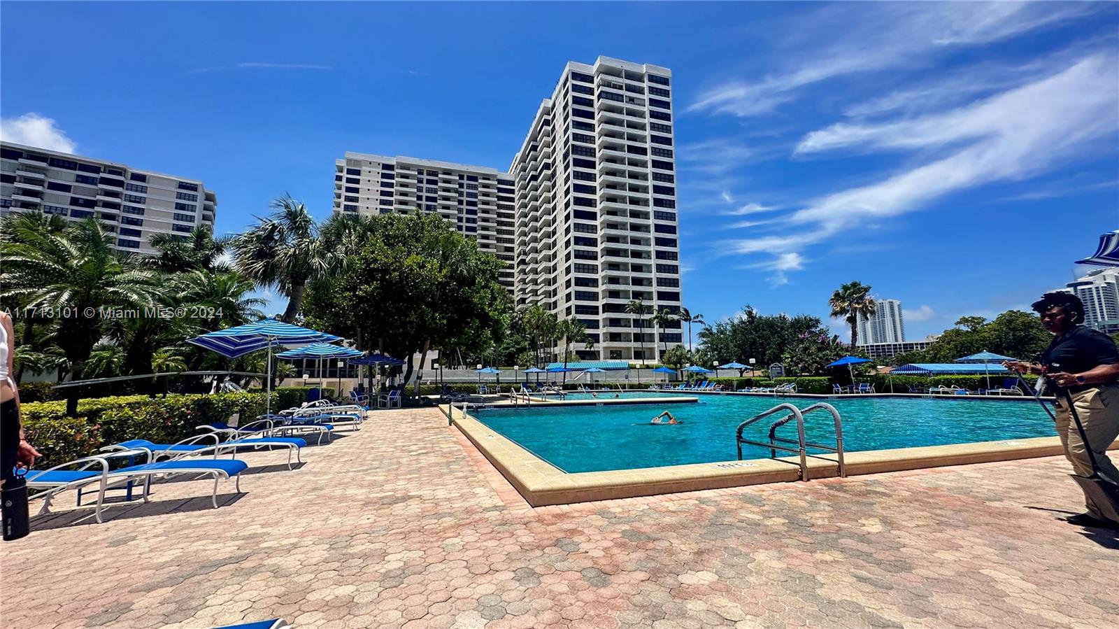 500 Three Islands Blvd #816, Hallandale Beach, Florida image 41