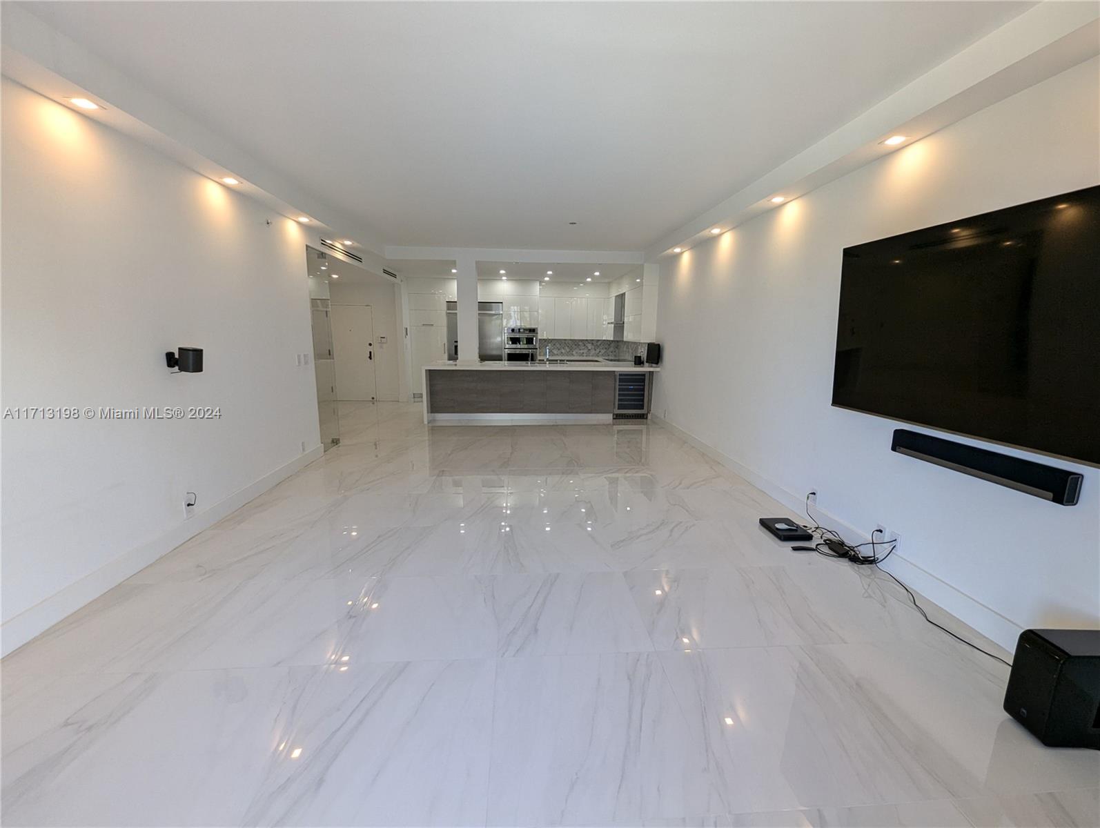 251 Crandon Blvd #428, Key Biscayne FL 33149